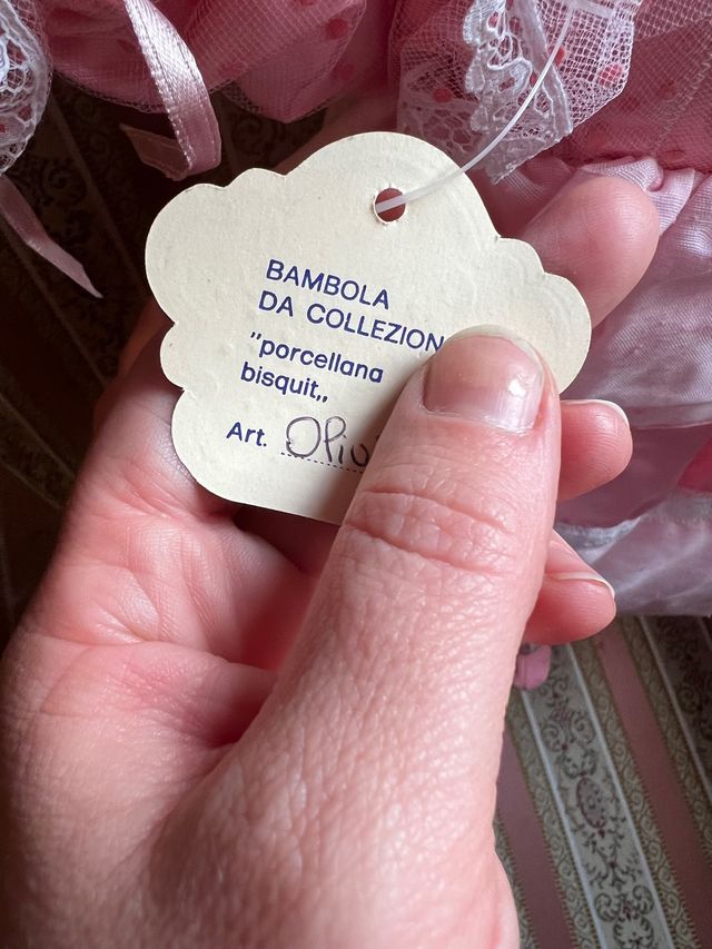 Bambola biscuit nuova con etichetta