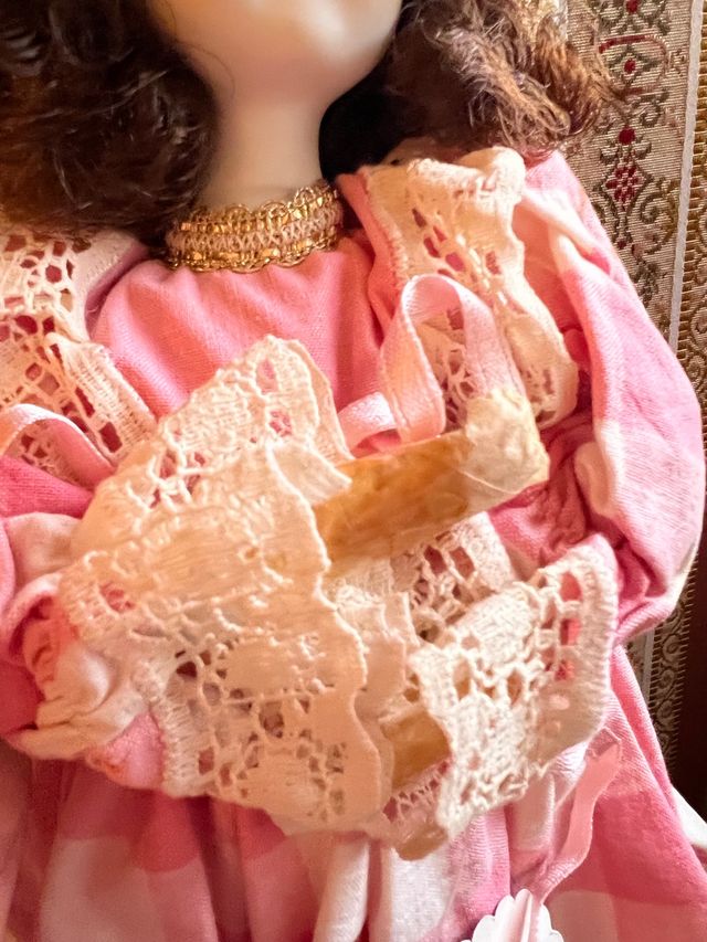 Bambola biscuit nuova con etichetta