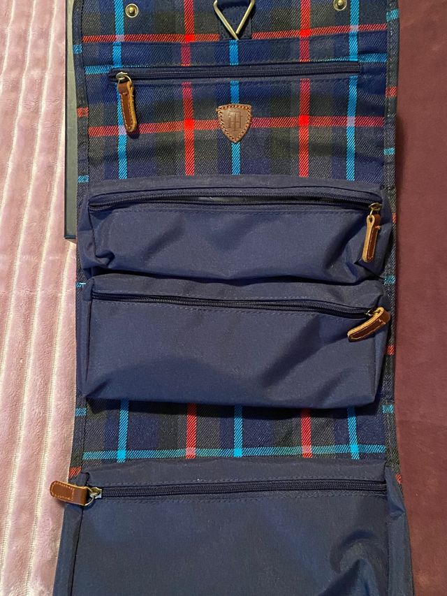 Neceser Tommy Hilfiger 100% original
