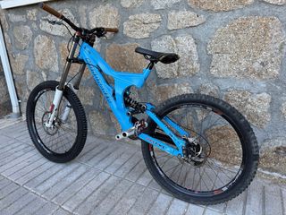 Bicicleta Mondraker kaiser Dh