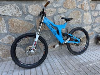 Bicicleta Mondraker kaiser Dh