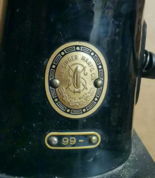 MÁQUINA DE COSER SINGER 99