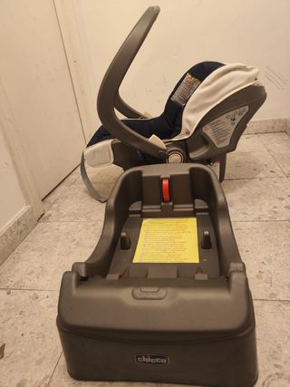 Silla Chicco infantil para coche