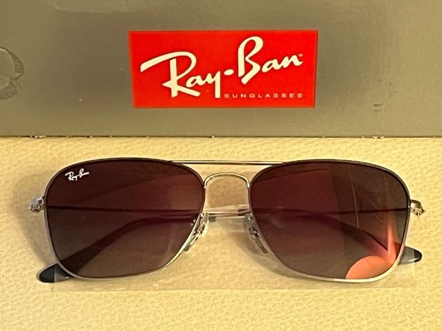 Gafas de sol RAY BAN nuevas a estrenar