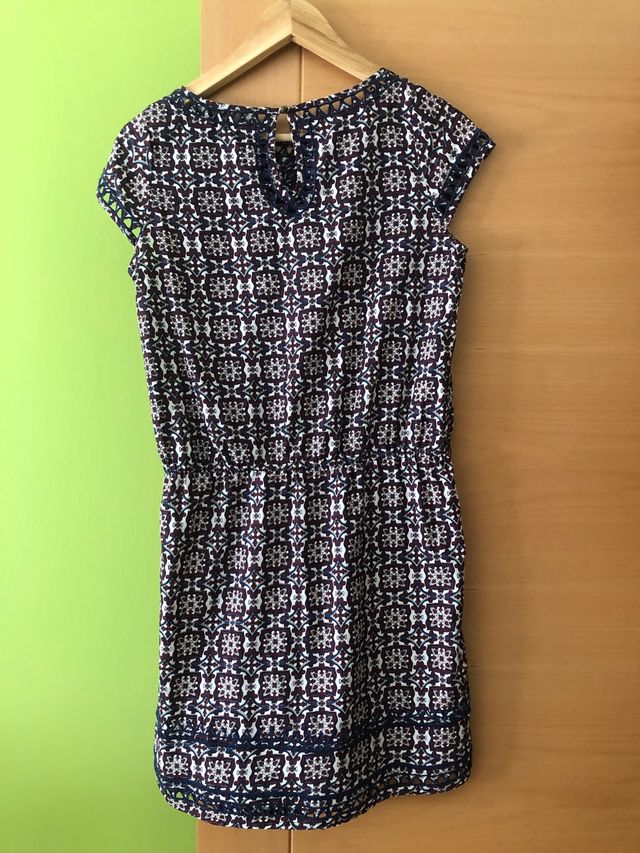 Vestido granate estampado