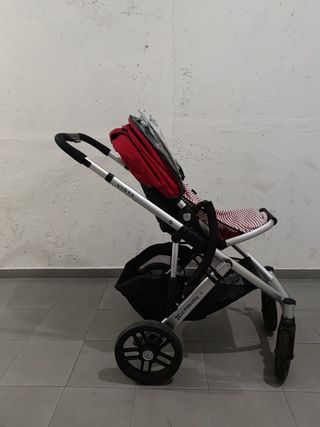Carrito de bebé uppababy rojo con capazo