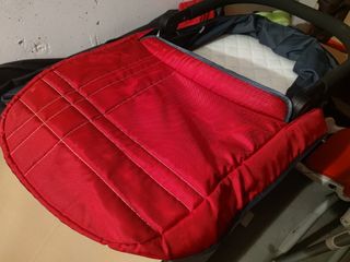 Carrito de bebé uppababy rojo con capazo