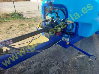 Atomizador Arrastrado 2000 Litros Freno Ordenador
