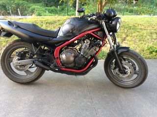 Yamaha XJ 600 Naker