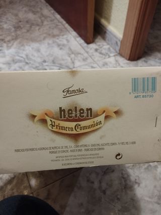 Helen primera comunión de Famosa años 90