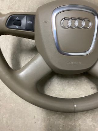 Volante beige audi