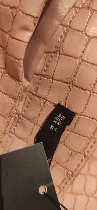 Falda efecto piel cocodrilo 38