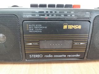 Radio cassett Stereo recorder.- marca Tensai, tamb