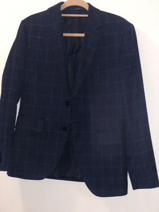 Traje azul marino cuadros