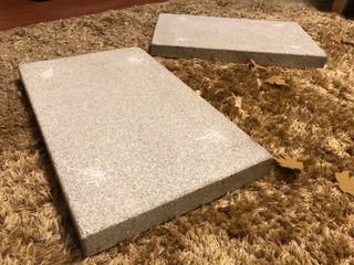 2 Bases de granito para altavoces