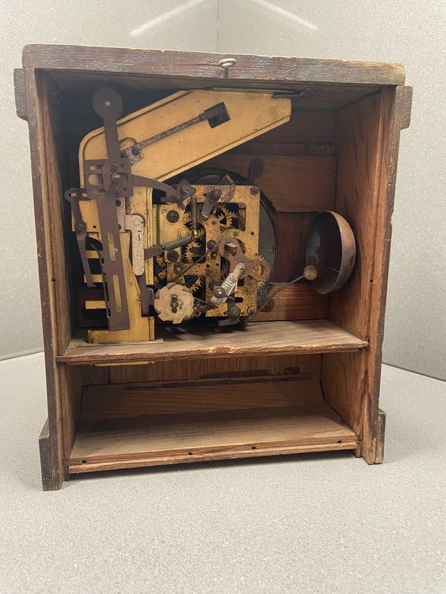 Reloj / Caja de Caudales Banco Vitalicio.