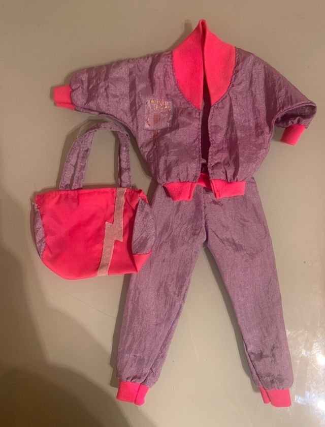 Lote de vestidos originales de Barbie