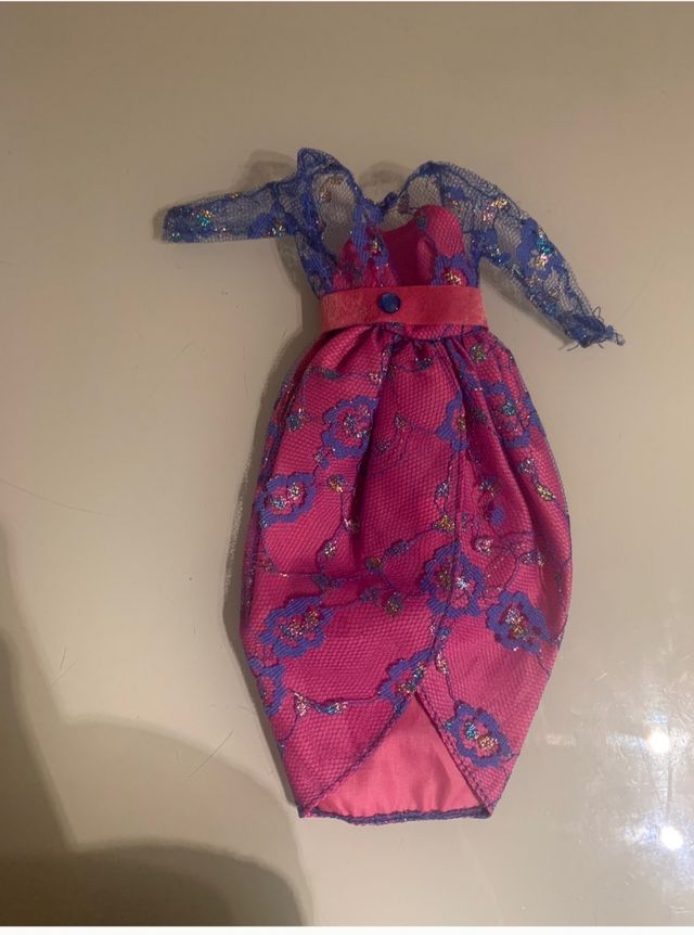 Lote de vestidos originales de Barbie