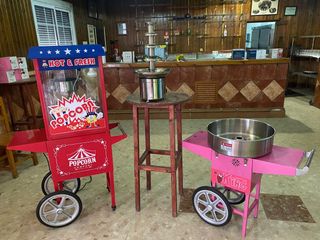 Sillas mesas castillos hinchables