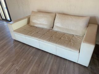 Sofá Piel + Poof Piel Blanco Mezzo BOConcept