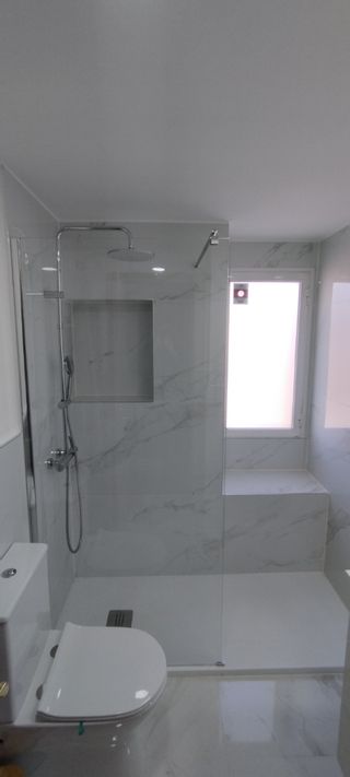 reformas cocina baño puertas ventana Manitas ducha