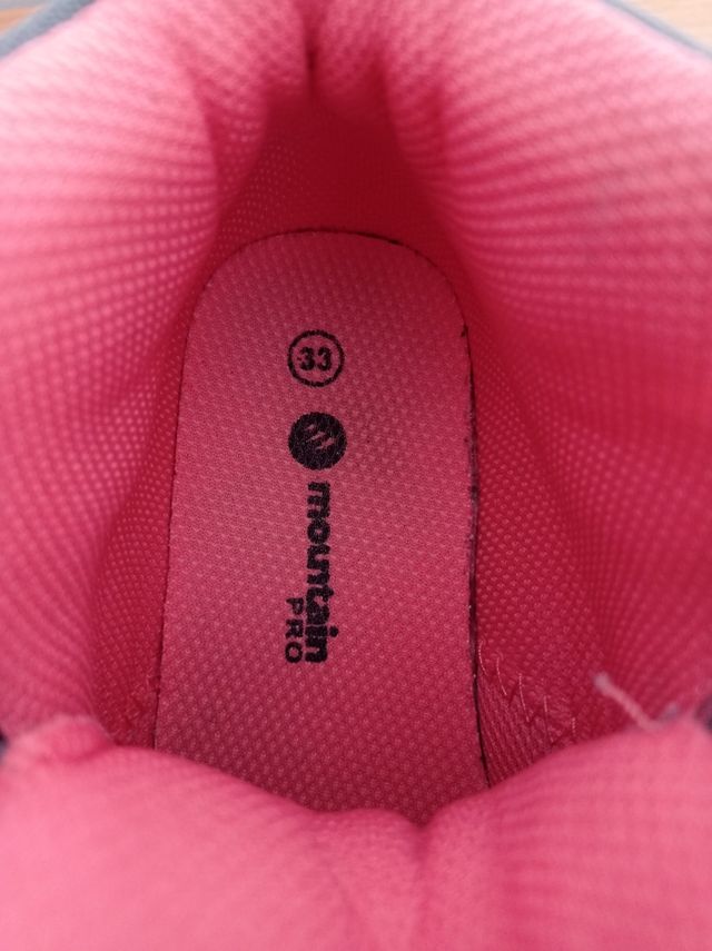 Botas de montaña y trekking