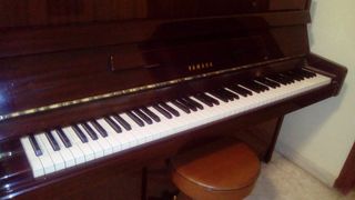 PIANO YAMAHA