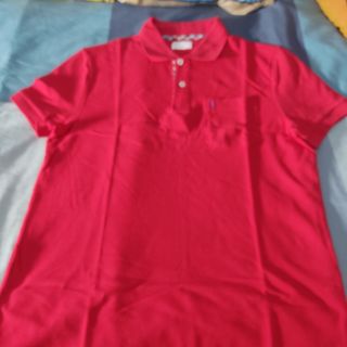 polo rojo talla M de chico 