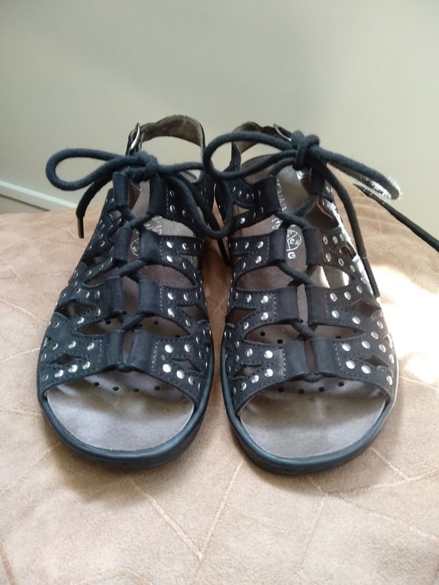 Sandalia de piel Yenny N. 37 o 37,5