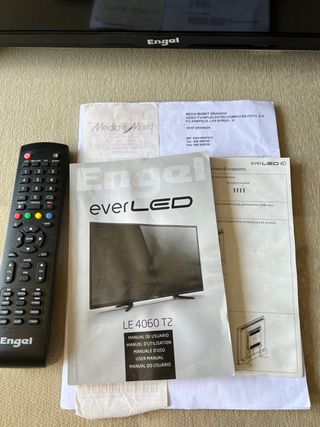 Televisión 40 pulgadas FullHD TV LED NO 4KSMARTV