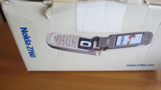 NOKIA 2760 CON TODOS SUS ACESORIOS