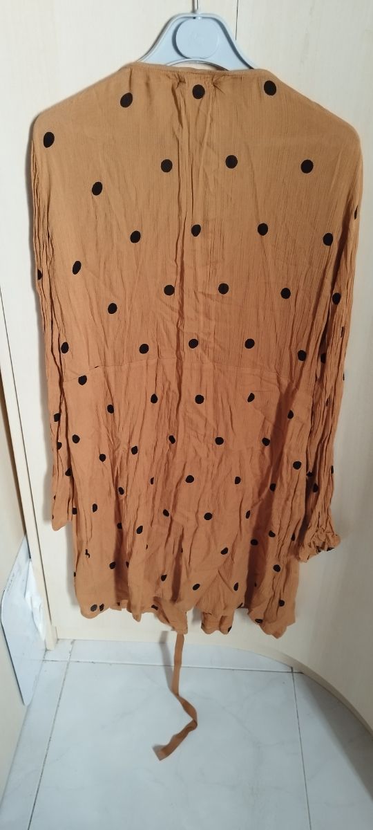 Vestido camisero lunares