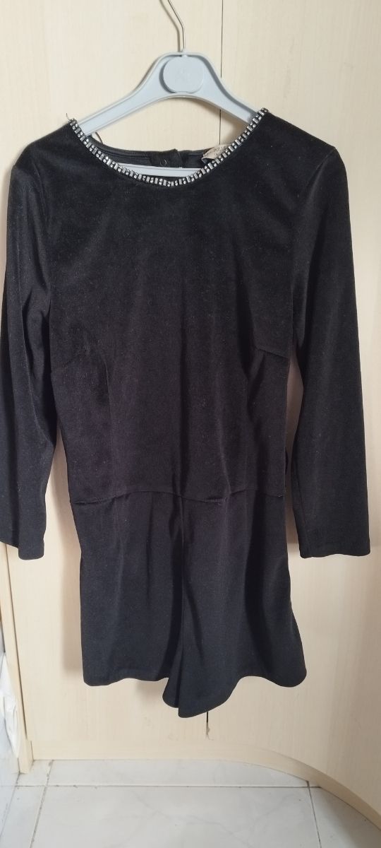 Mono corto negro abalorios