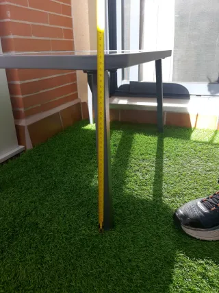 Sillas de jardín con mesa