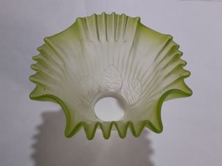 Tulipas varias de cristal muy antiguas y plafón.