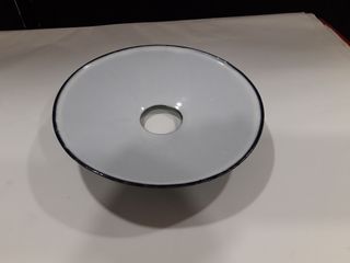 Tulipas varias de cristal muy antiguas y plafón.