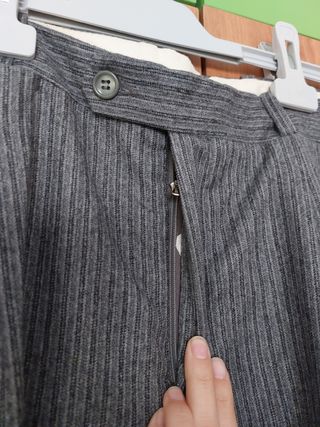 Traje de caballero en perfecto estado