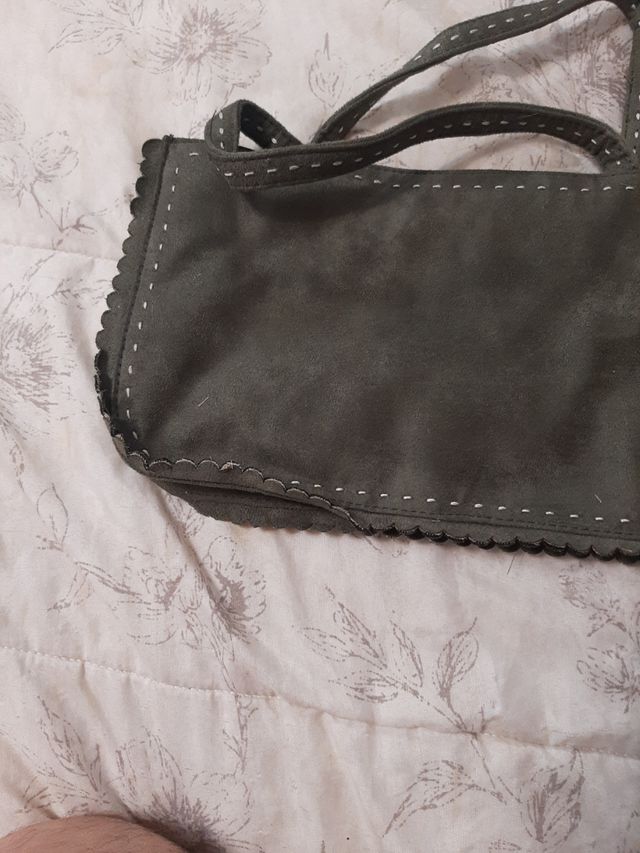 Bolso de gamuza. Nuevo sin usar.