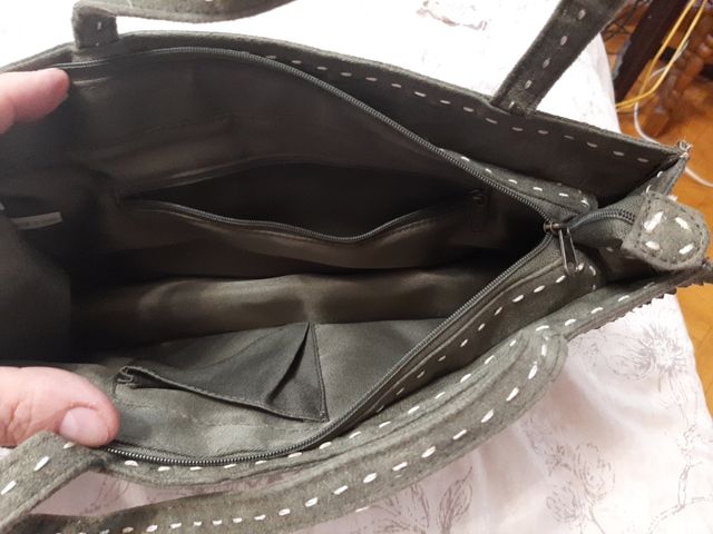 Bolso de gamuza. Nuevo sin usar.
