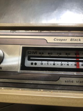 Antiguo radio de cabecera