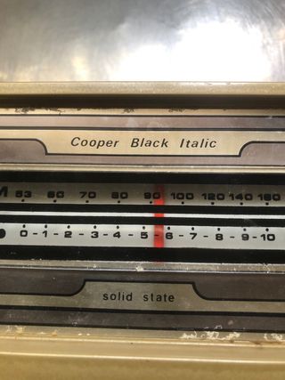 Antiguo radio de cabecera