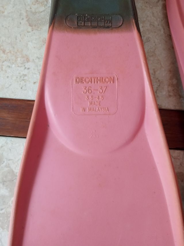aletas decathon niña número 36 y 37