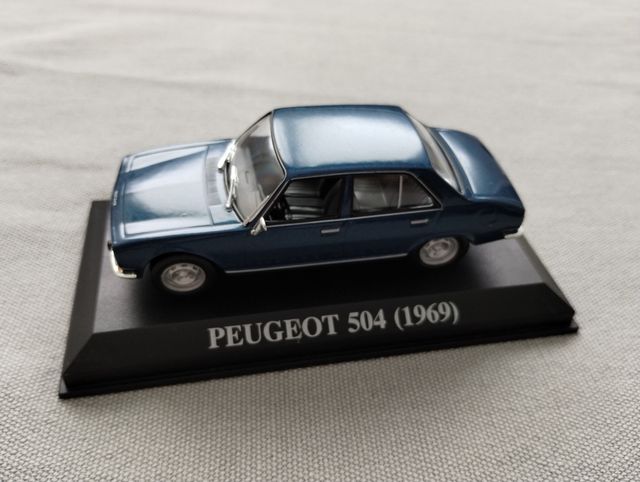 Peugeot 504 1/43 de Ixo