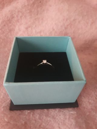 Anillo oro blanco y diamante   SIN USO