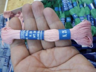 vendo matassine in cotone per ricamare