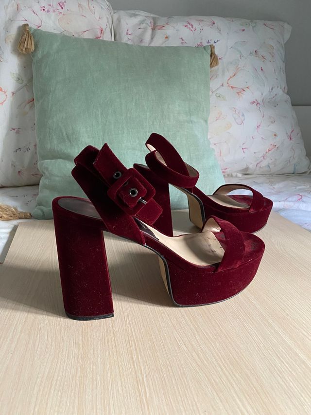 Sandalias tacón Mango. Talla 40