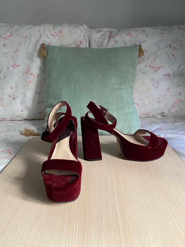 Sandalias tacón Mango. Talla 40