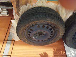 Llanta de hierro 5 tornillos. Opel Vectra
