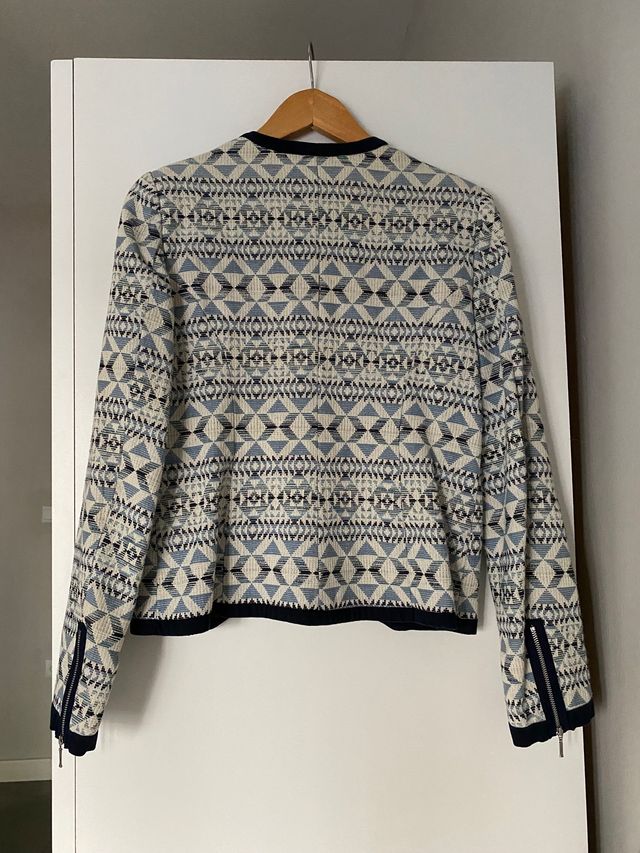 Chaqueta estampado étnico. Talla 42.