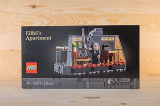 LEGO Eiffel's Apartment (40579)
